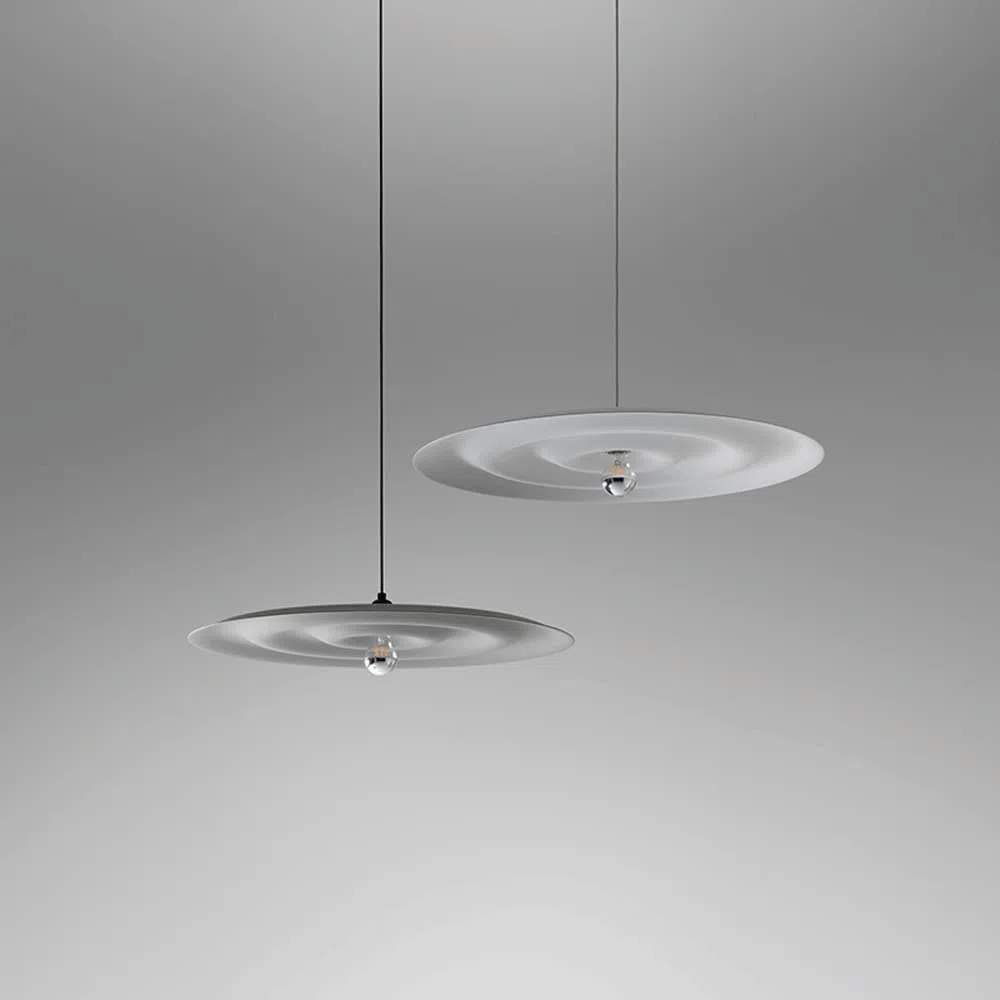 Lampadari nordici moderni minimalisti Frisbee in ferro battuto Lampada a sospensione Design personalizzato Soggiorno creativo Sala da pranzo Bar